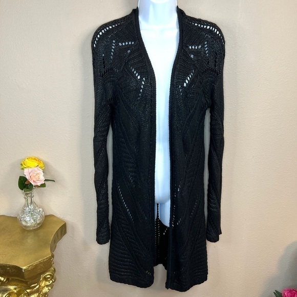 S Black Lace-Look Shrug Sweater Long Sleeve  Left On Houston Brand Small 4 6 - Picture 1 of 7